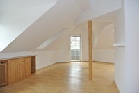 Podkrovní byt  2+kk, 58 m2 ve zrekonstruovaném domě v Říčanech u Prahy - Fotka 4