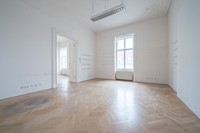 Prodej nebytových prostor 140 m2, v Praze 10 Vršovicích - Fotka 2